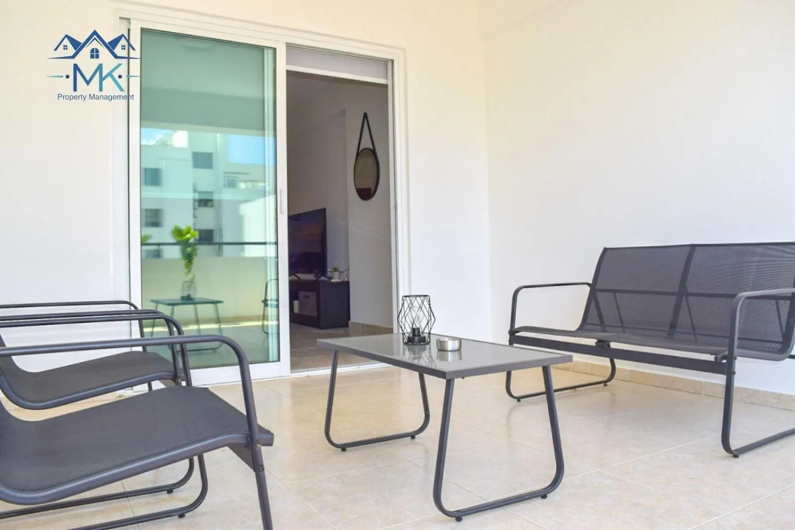 Seawitch Apartment Larnaca